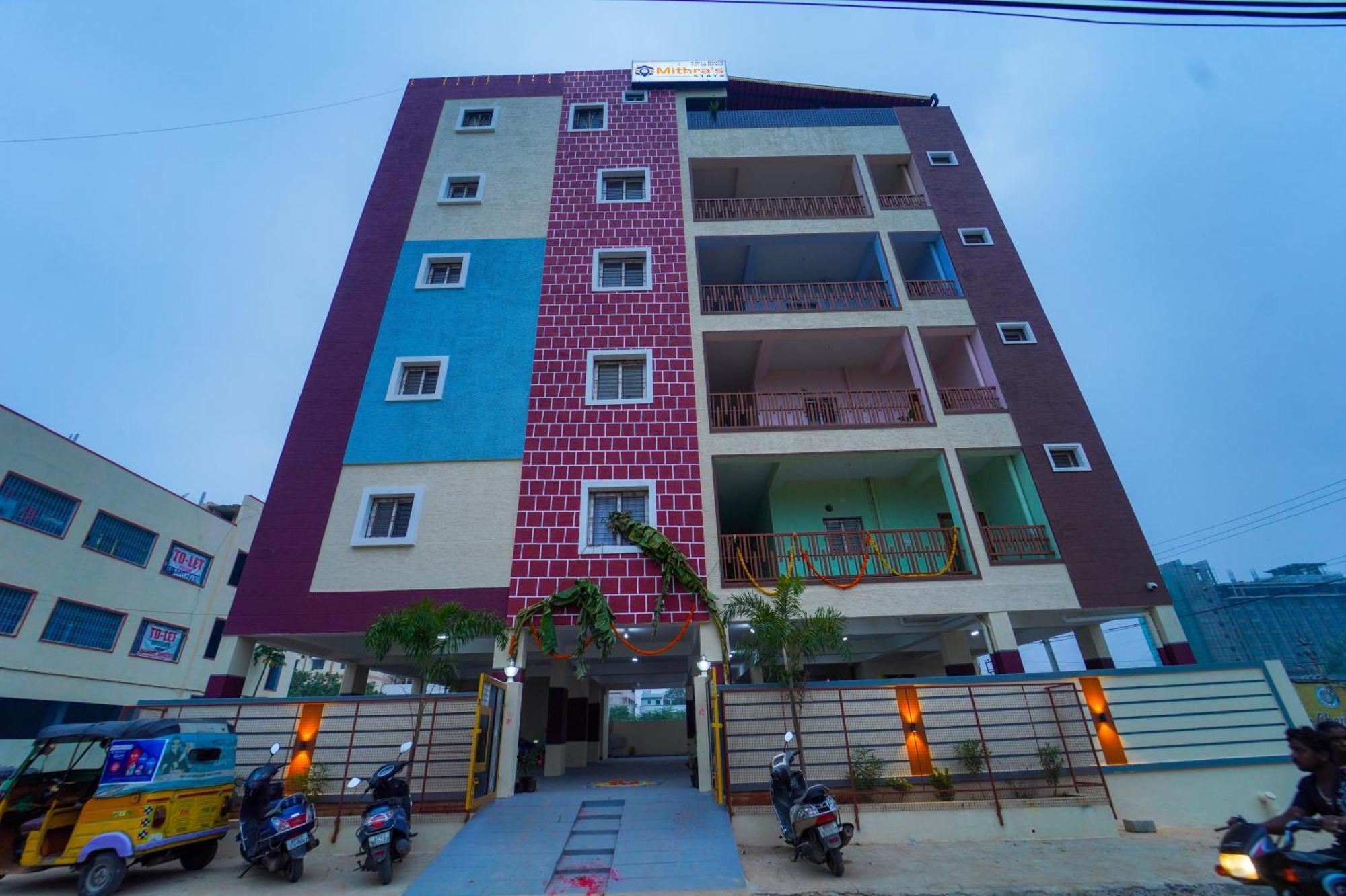 Mithra'S Homestay Near Padmavathi Ammavari Temple Tirupati Exterior foto